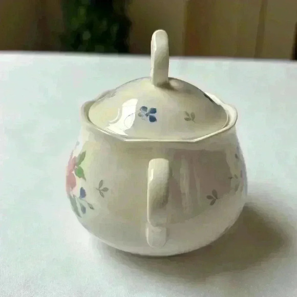 Nikko Blue Peony Sugar Bowl And Creamer Pattern:  Blue Peony - Picture 4 of 11